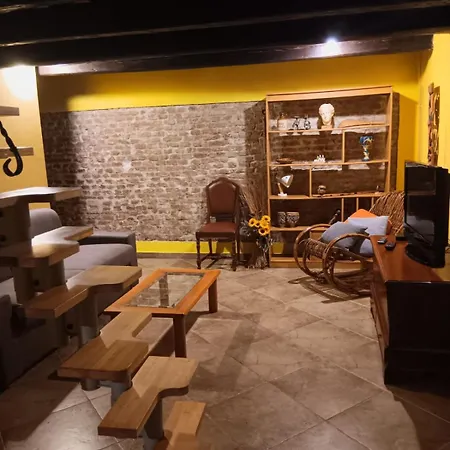 Antico Borgo *